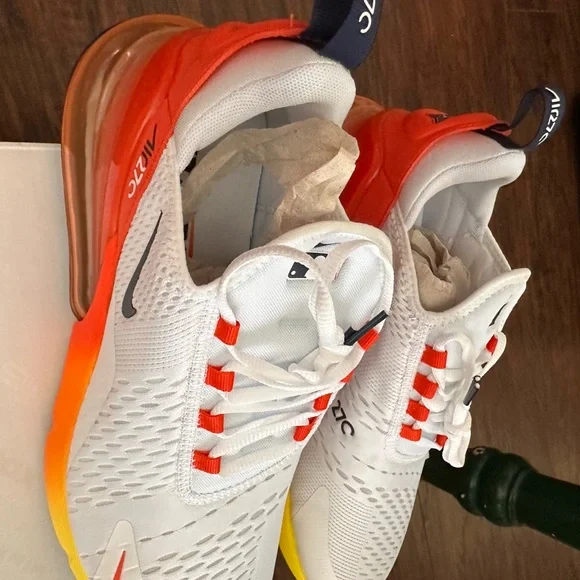 Nike Men’s Air Max 270 Houston Astros Shoes - Picture 14 of 16